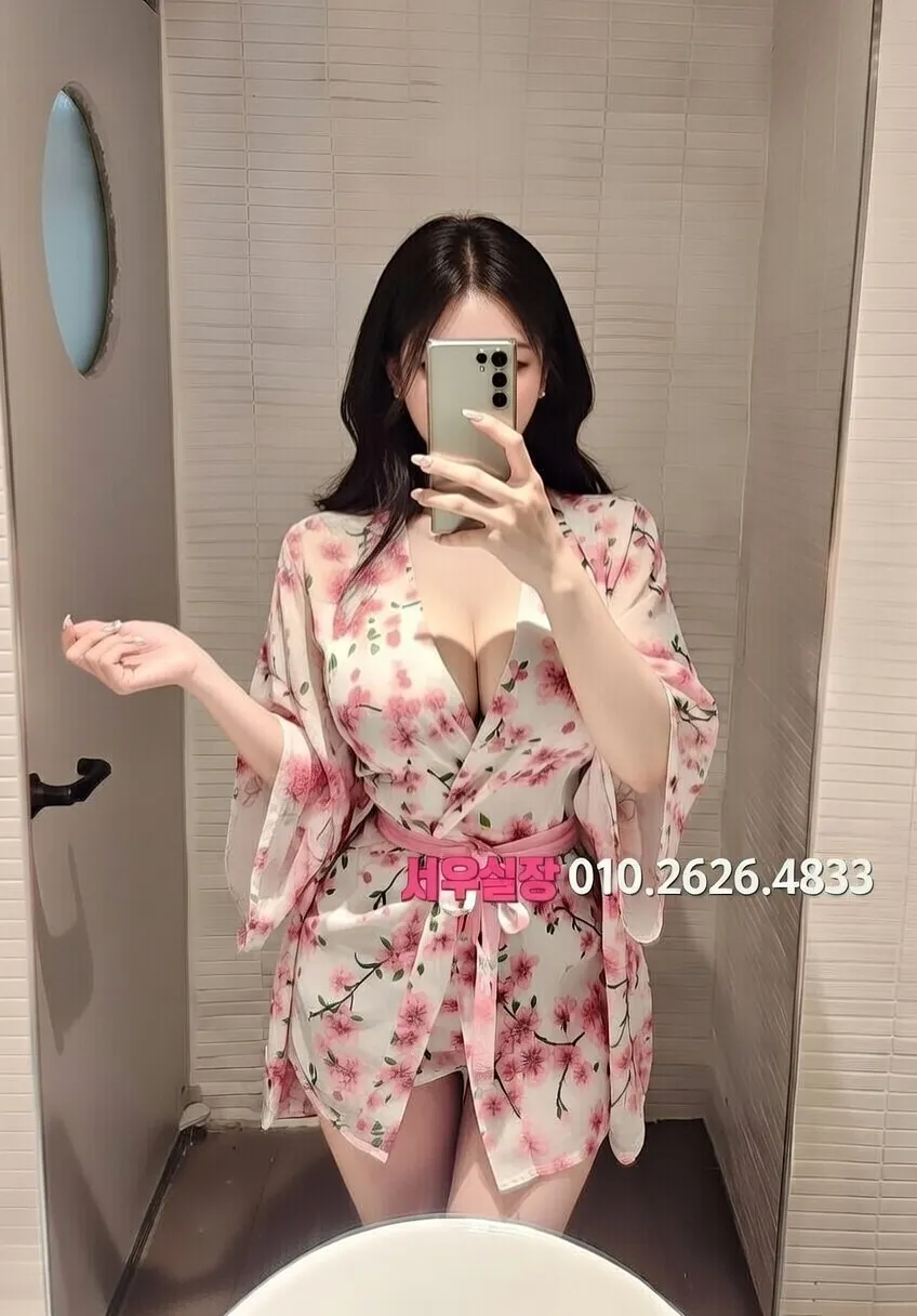 압구정 호빠 프리미엄 라인업 33번 프로필