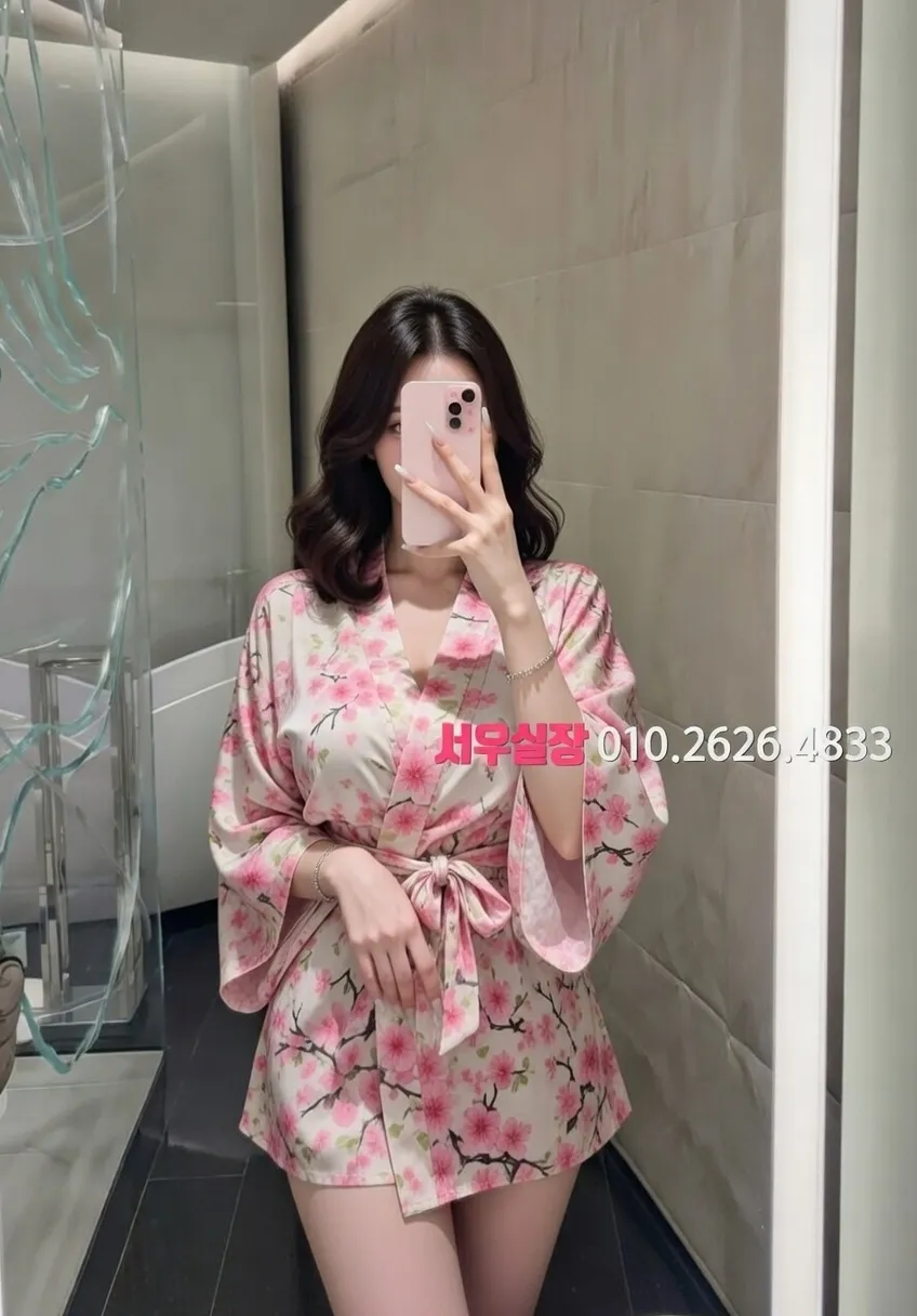 압구정 쓰리노 프리미엄 라인업 36번 프로필