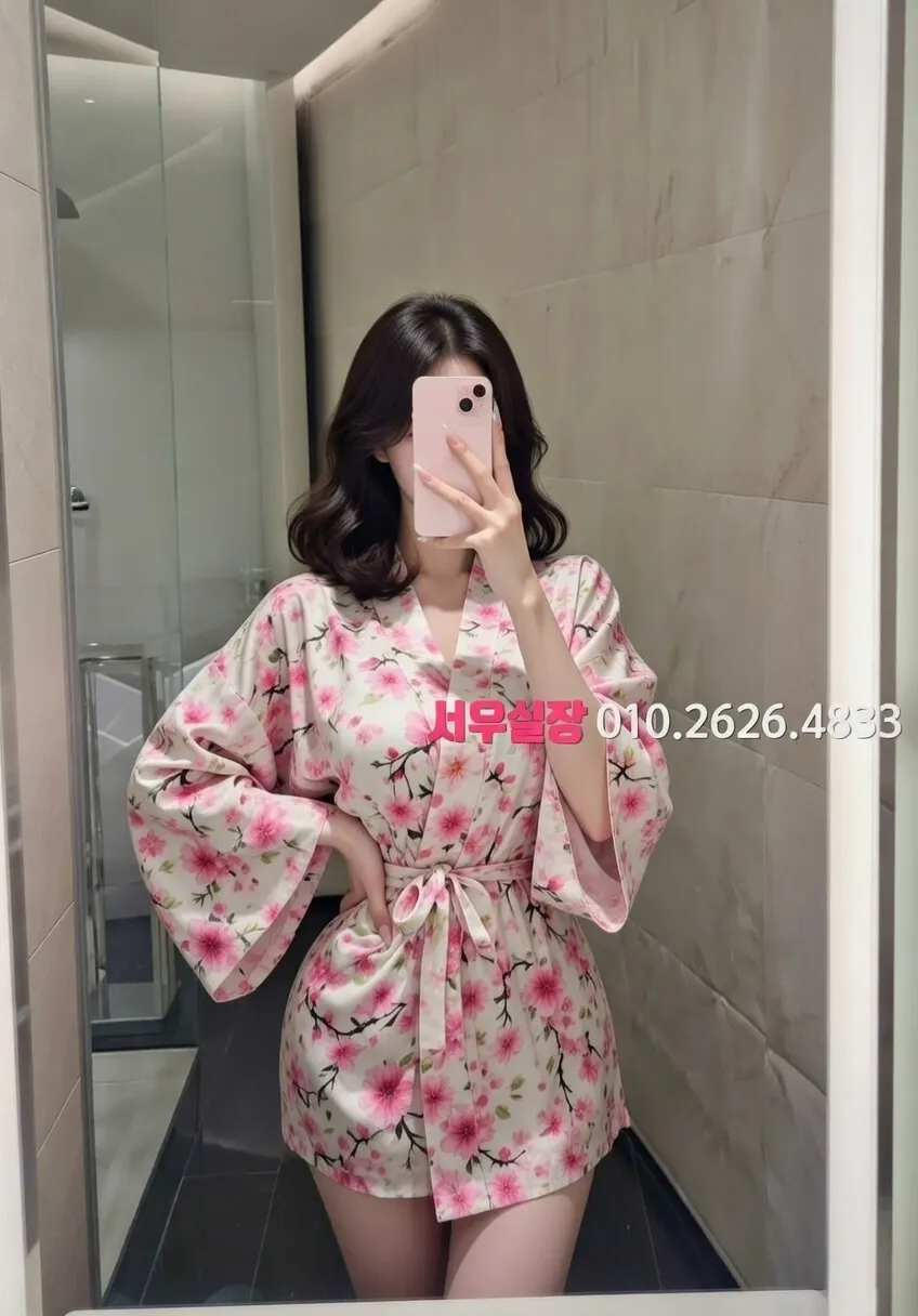 압구정 쓰리노 프리미엄 라인업 3번 프로필